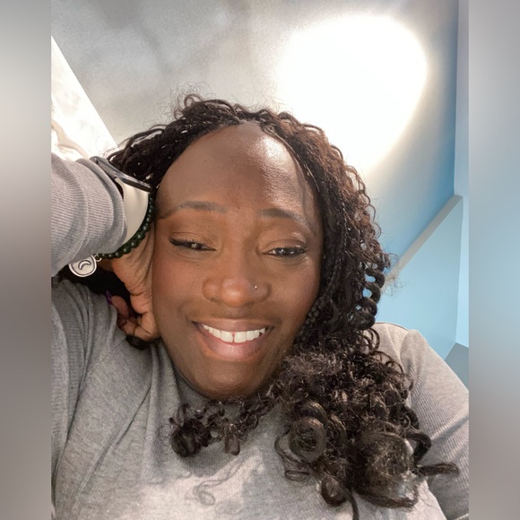 Meet your Posher, Tyrona - Picture 3 of 3